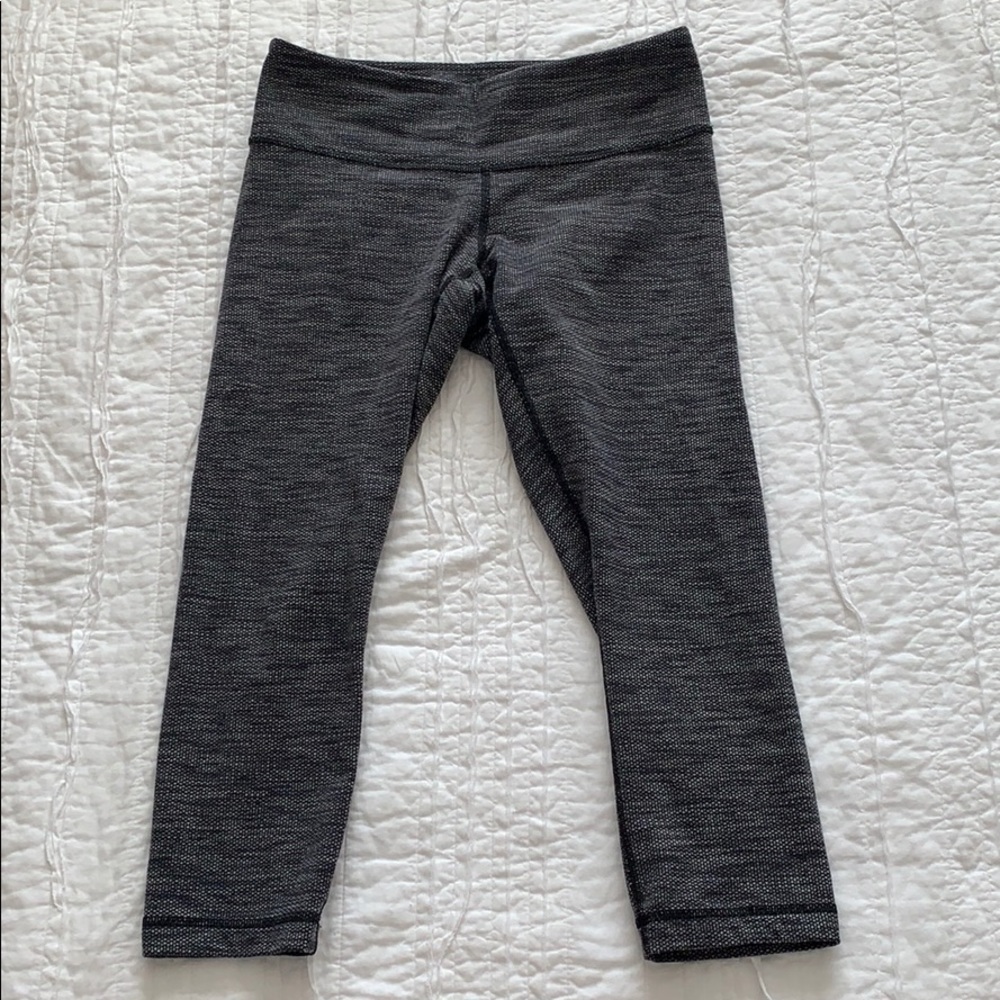 lululemon cropped leggings